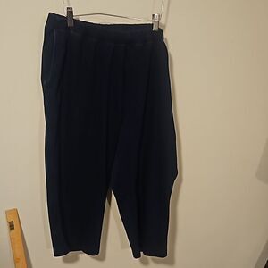 LAND END WOMAN CAPRI PANTS 1X
